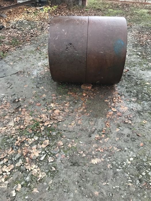 Валець катка розмір діаметер 98см ширина 1 метр цельномет вага 1,5тон.