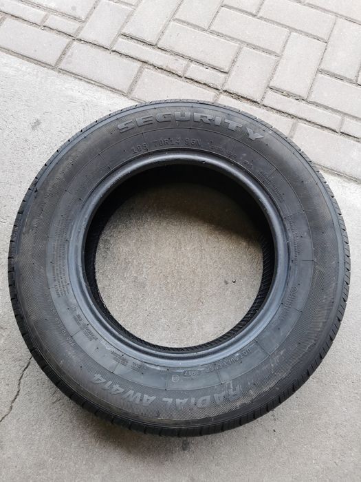 Opony 195/70R14 96N Security Radial AW 414