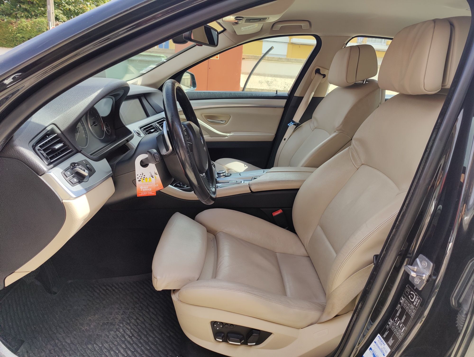 BMW 530d F10 Exclusive 1 dono