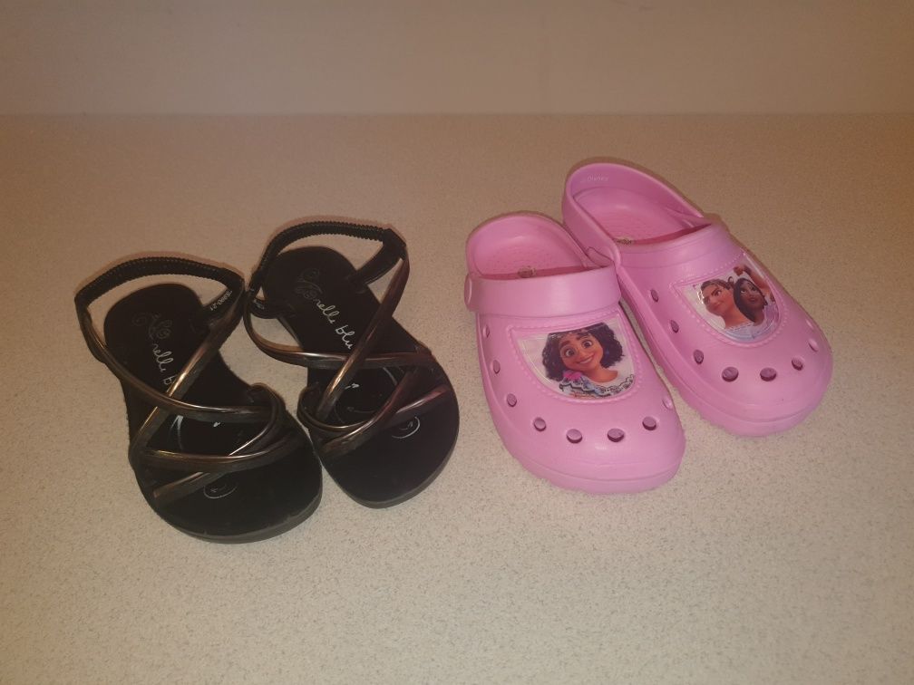 2 pary Sandały rozm 31 +crocsy klapki rozm 30/ 31 Encanto