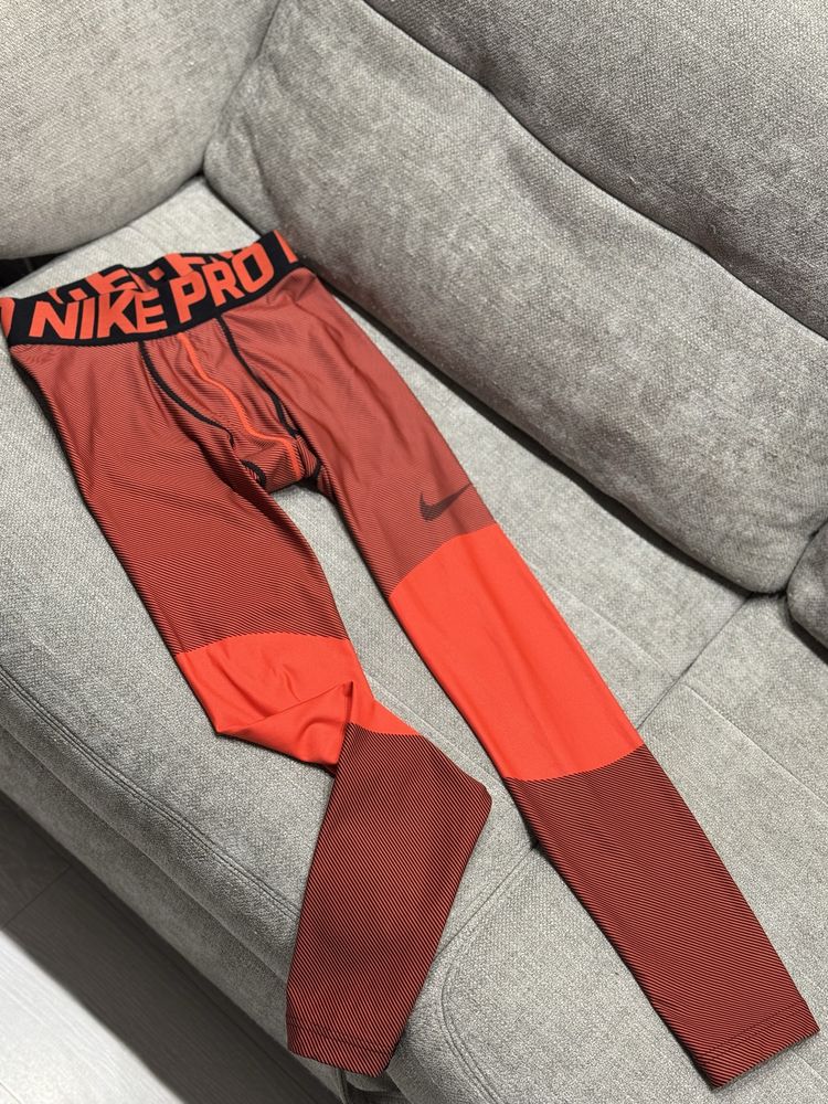 Тайси легінси nike pro