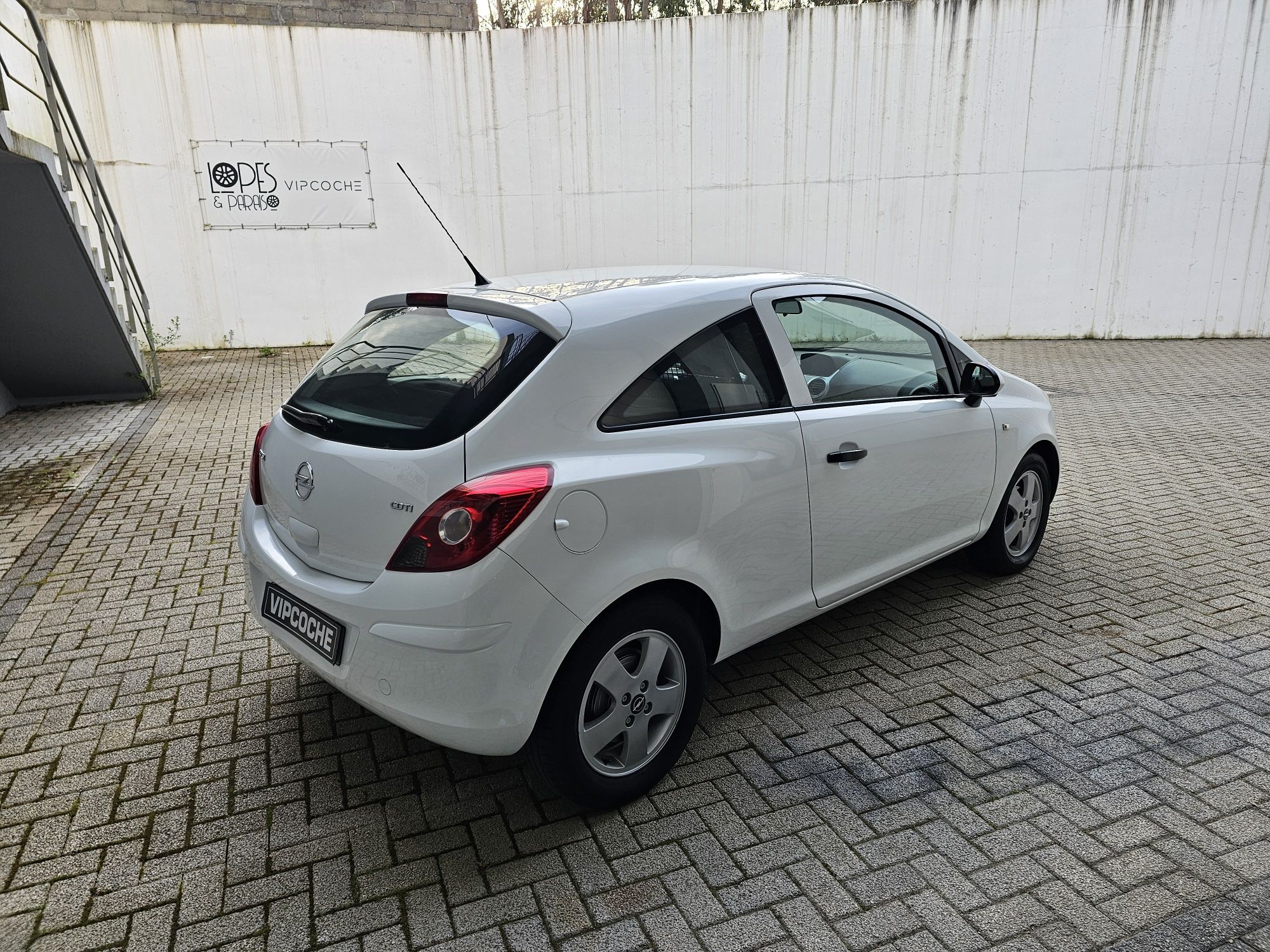 Opel Corsa VAN 1.3CDTI 75CV  - Excepcional
