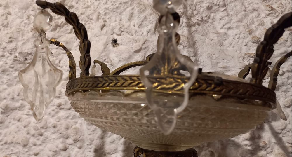 Candeeiro classico de teto em bronze e cristal