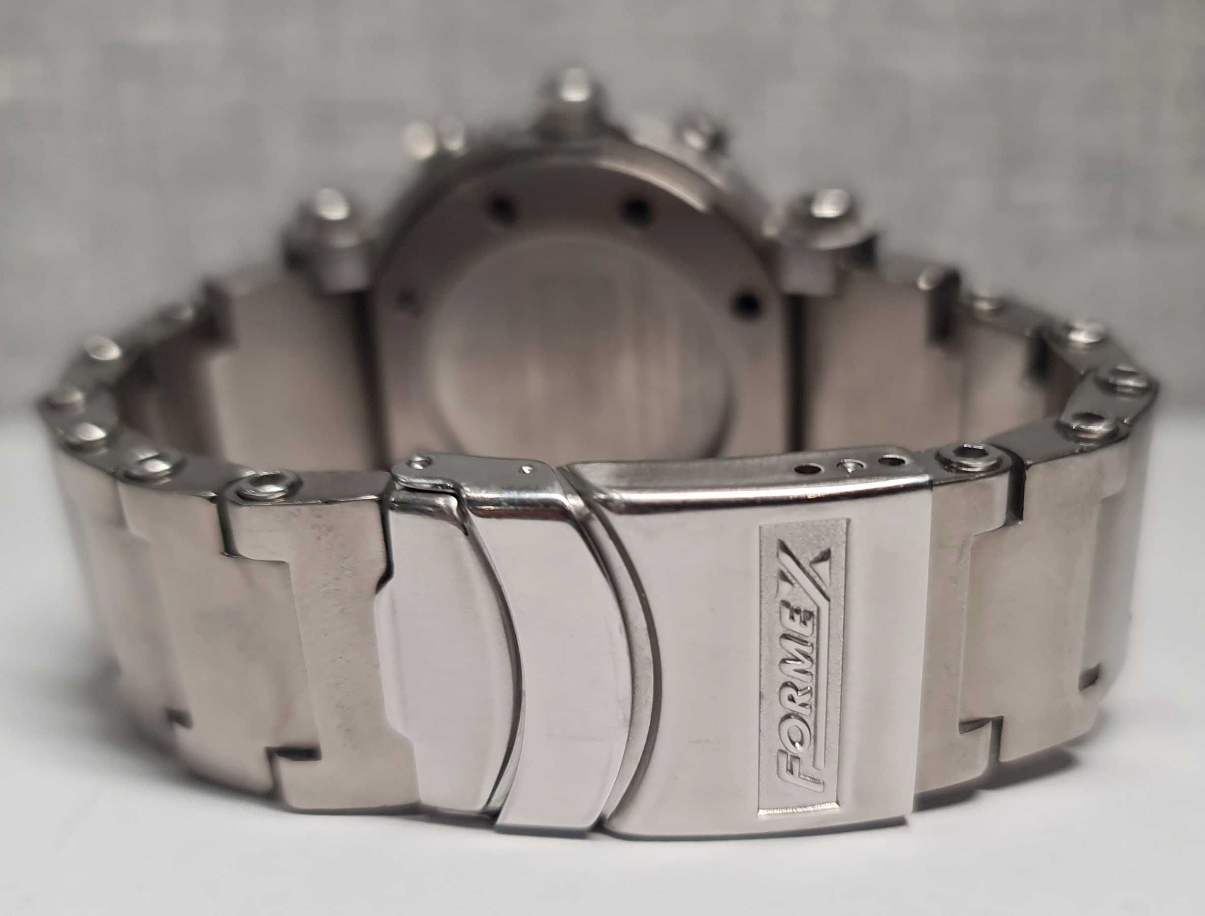 Чоловічий годинник Formex 4Speed Chronograph Titanium-Steel Sapphire