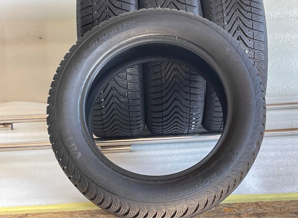 Автошини колеса резина 205/55 R16 Vredestein 2021 рік