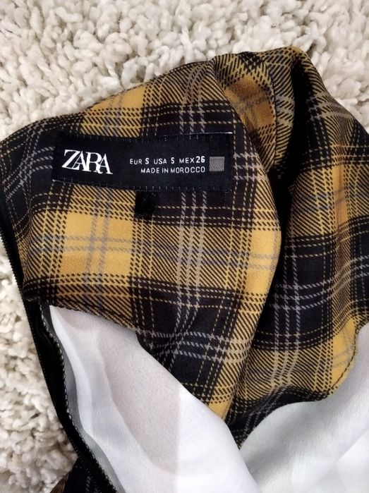 Комплект з шортами -спідницею, стан нового