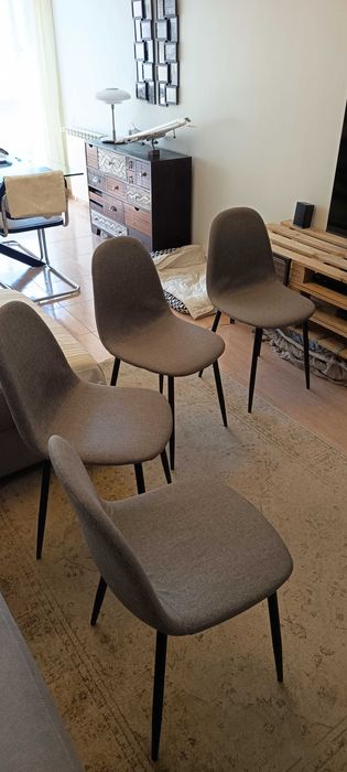 Vendo 4 cadeiras Sklum