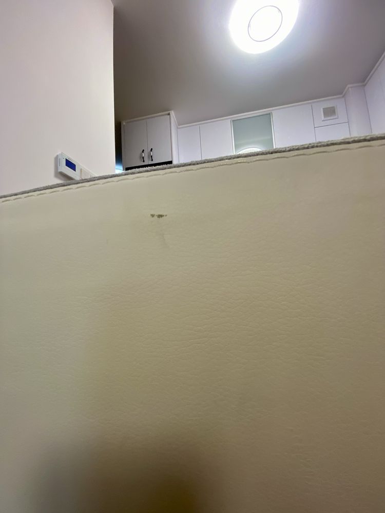 Sofa wypoczynkowa rozkladana + dwie pufy otwierane