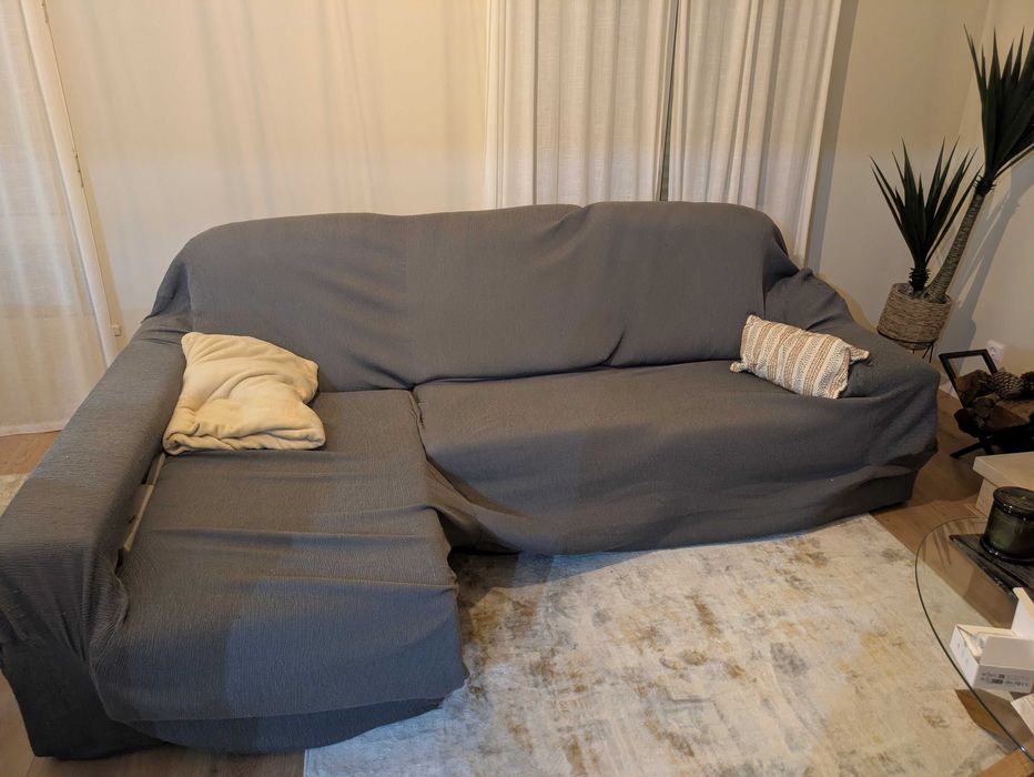 Chaise Longue com capa e cadeiras