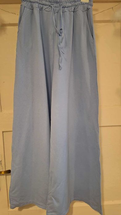 Spodnie dresowe szerokie. Kuloty. Uniwersalne.