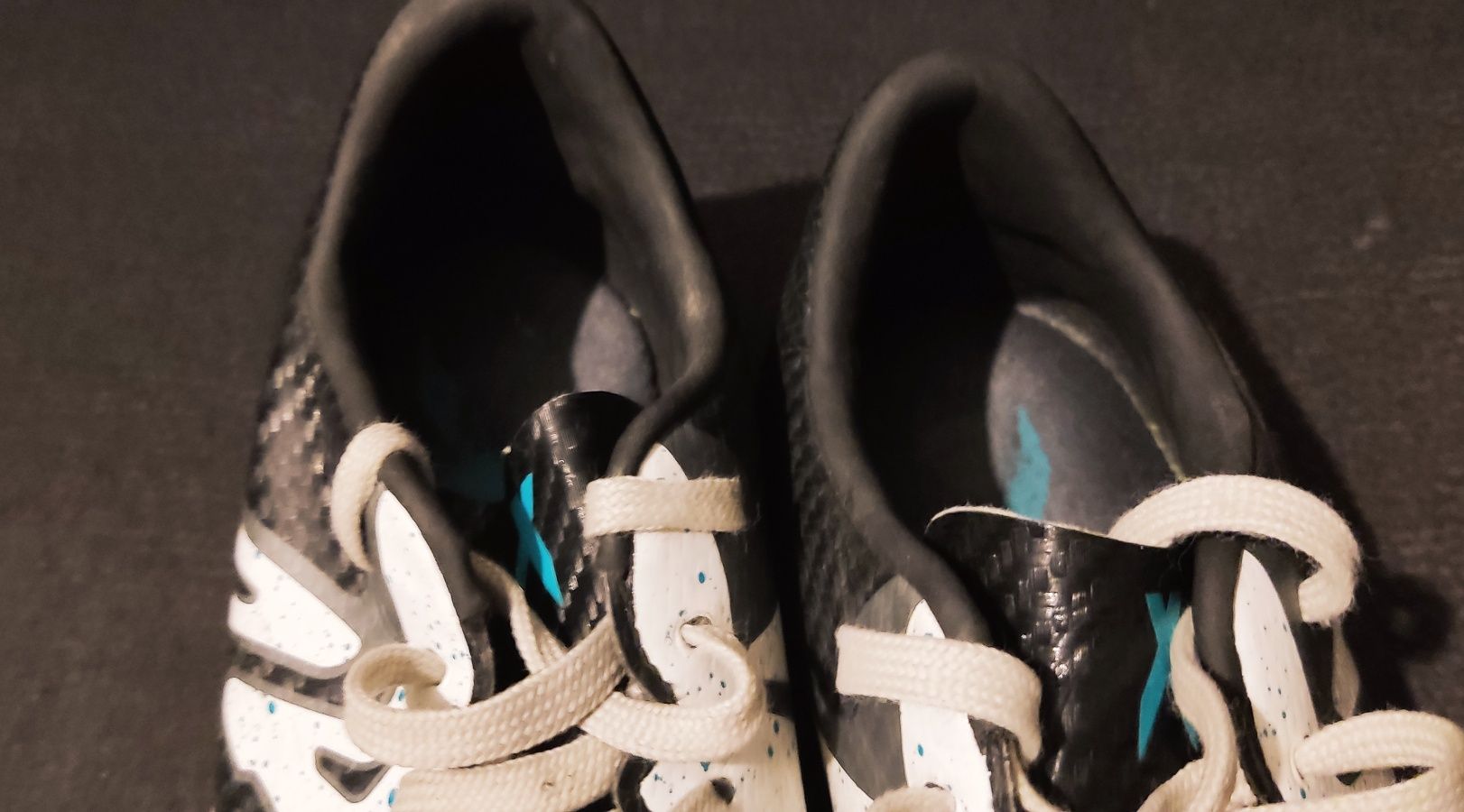 Adidas korki buty pilkarskie r36 21-22cm
