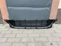 Kratka środkowa zderzaka Renualt Clio II lift Campus 06-12r. oryginał