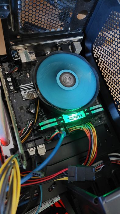 Computador FOXCONN + GTX1050 + 16Gb RAM + 240 SSD