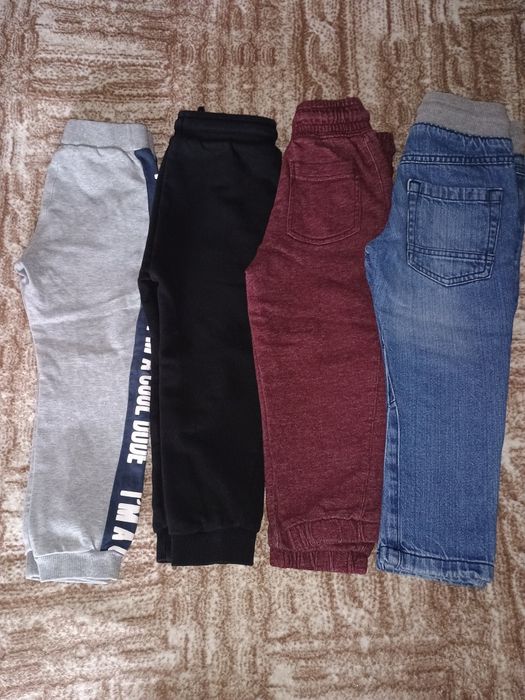 Штани для хлопчика 92 - 98 розмір теплі