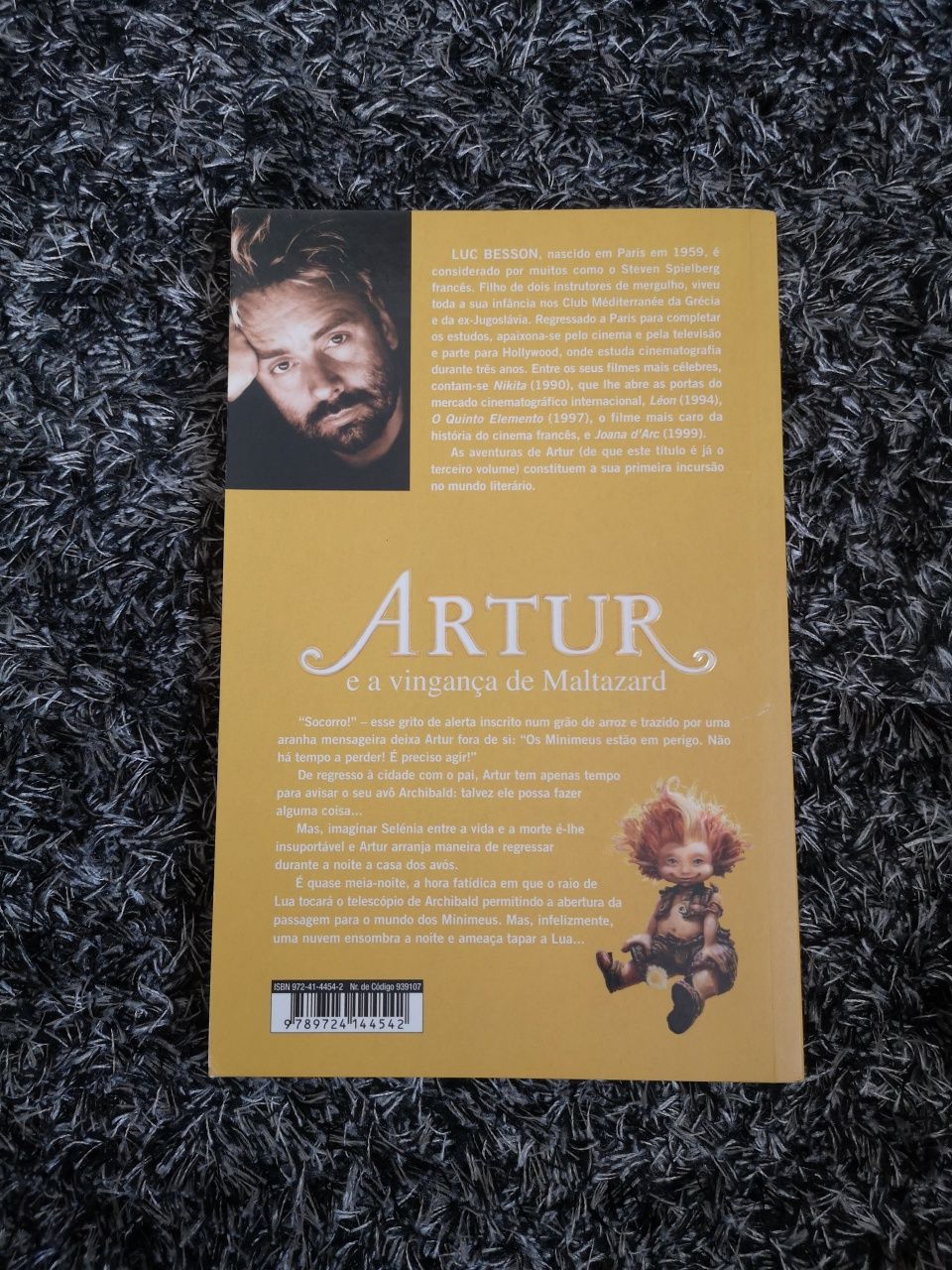 Livro Artur e a vingança de Maltazard