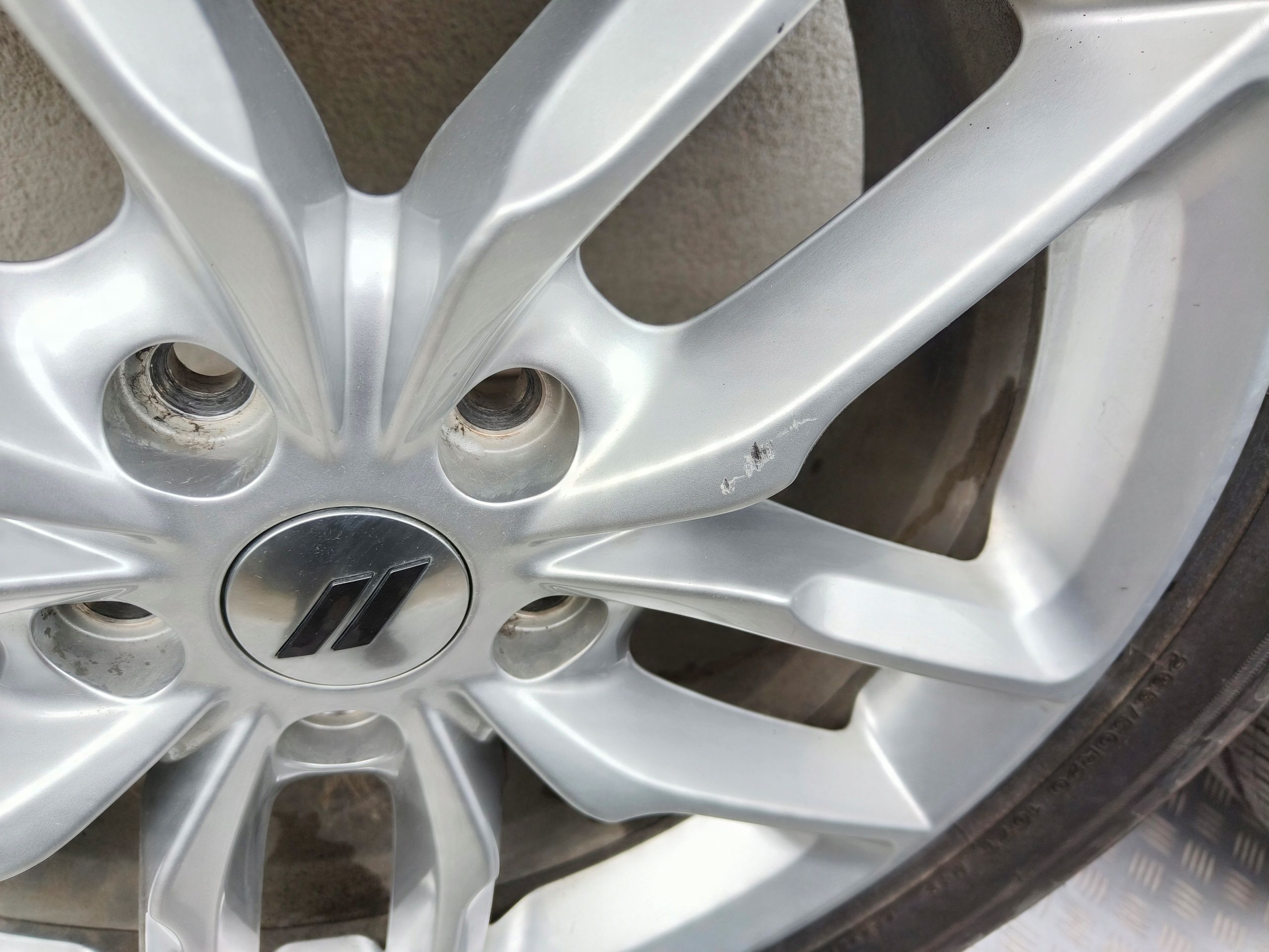 Dodge Durango gt rt Jeep 2022 Felgi koła Opony Wielosezonowe…