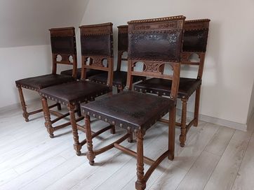 Krzesła rzeźbione z tłoczoną skóra