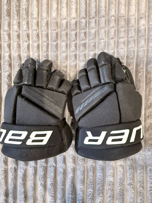 Sprzedam dziecięce rękawice hokejowe Bauer