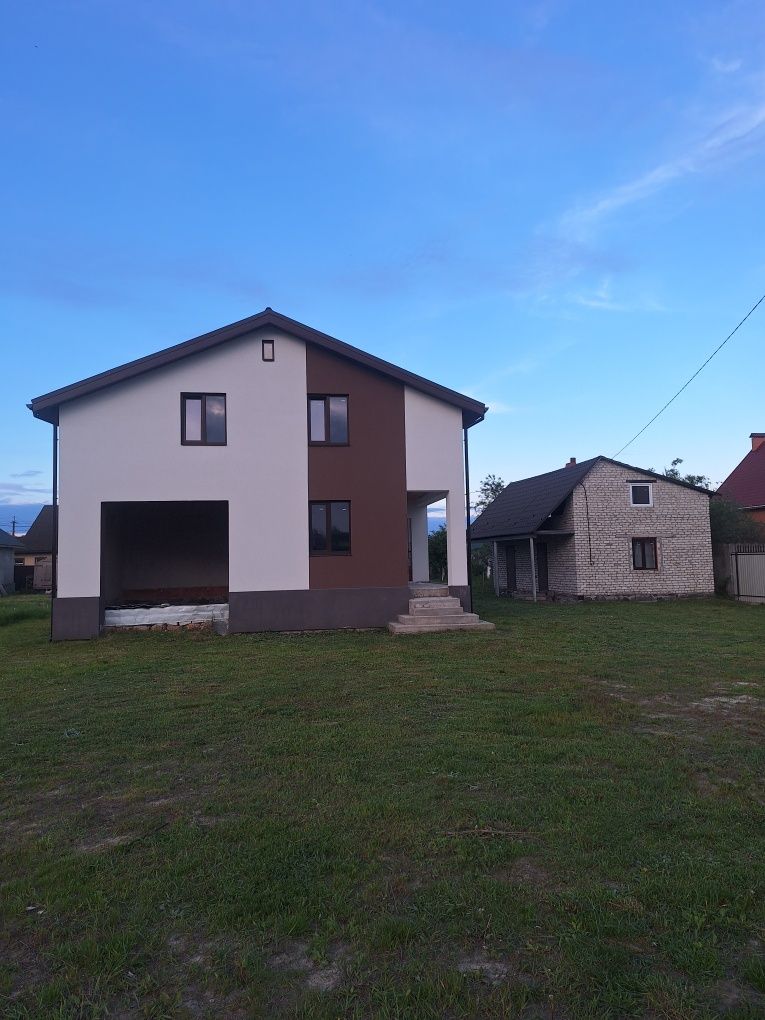 Продаж.Будинку,підійде під є оселя