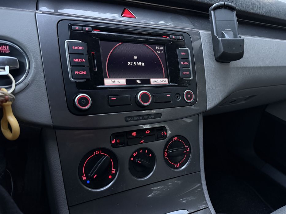 Продам Volkswagen Pasaat B6 НЕ КРАШЕН