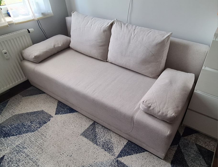 Kanapa/ Sofa rozkładana 3- osobowa - wygodna, z pojemnikiem na pościel