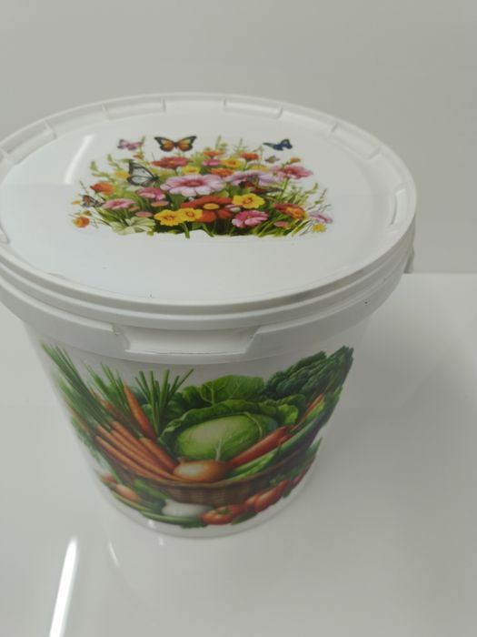 Obornik koński w dużym wiadrze 20L