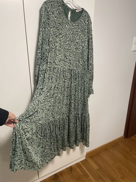 Luźna sukienka na codzień r. 52