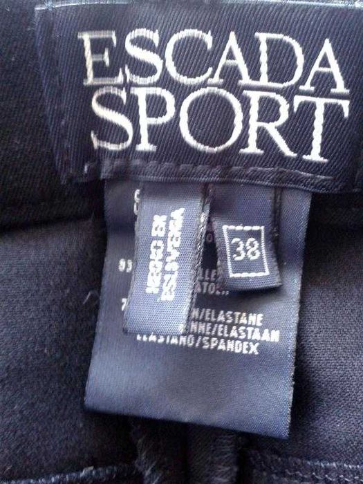 Джинсы escada sport , оригинал.
