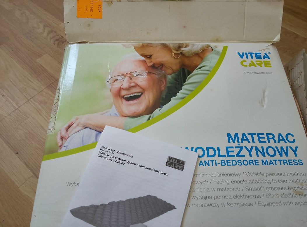 Materac dmuchany pompowany pompa zmiennociśnieniowa przeciwodleżynowy