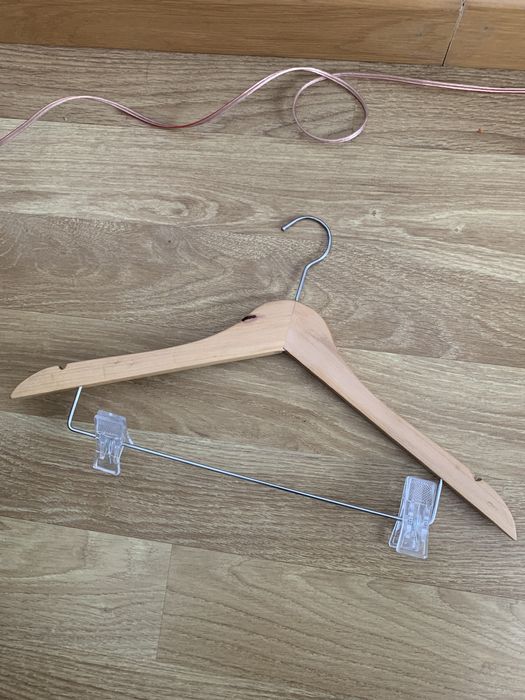 Cabides de Madeira Variados