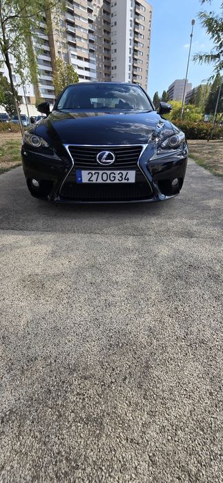Lexus is300h Executive +