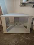 Stolik pod telewizor