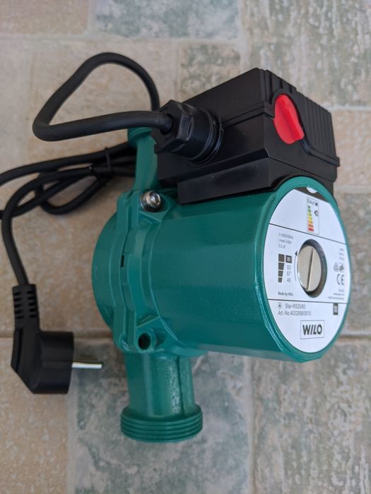 Насос Wilo RS 25/60/180 для води