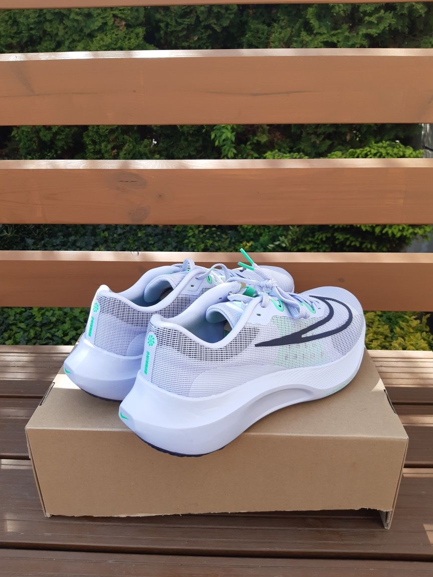 Buty do biegania Nike Zoom Fly 5