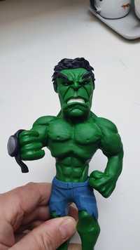 Figurka z modeliny inspirowana hulk Avangers