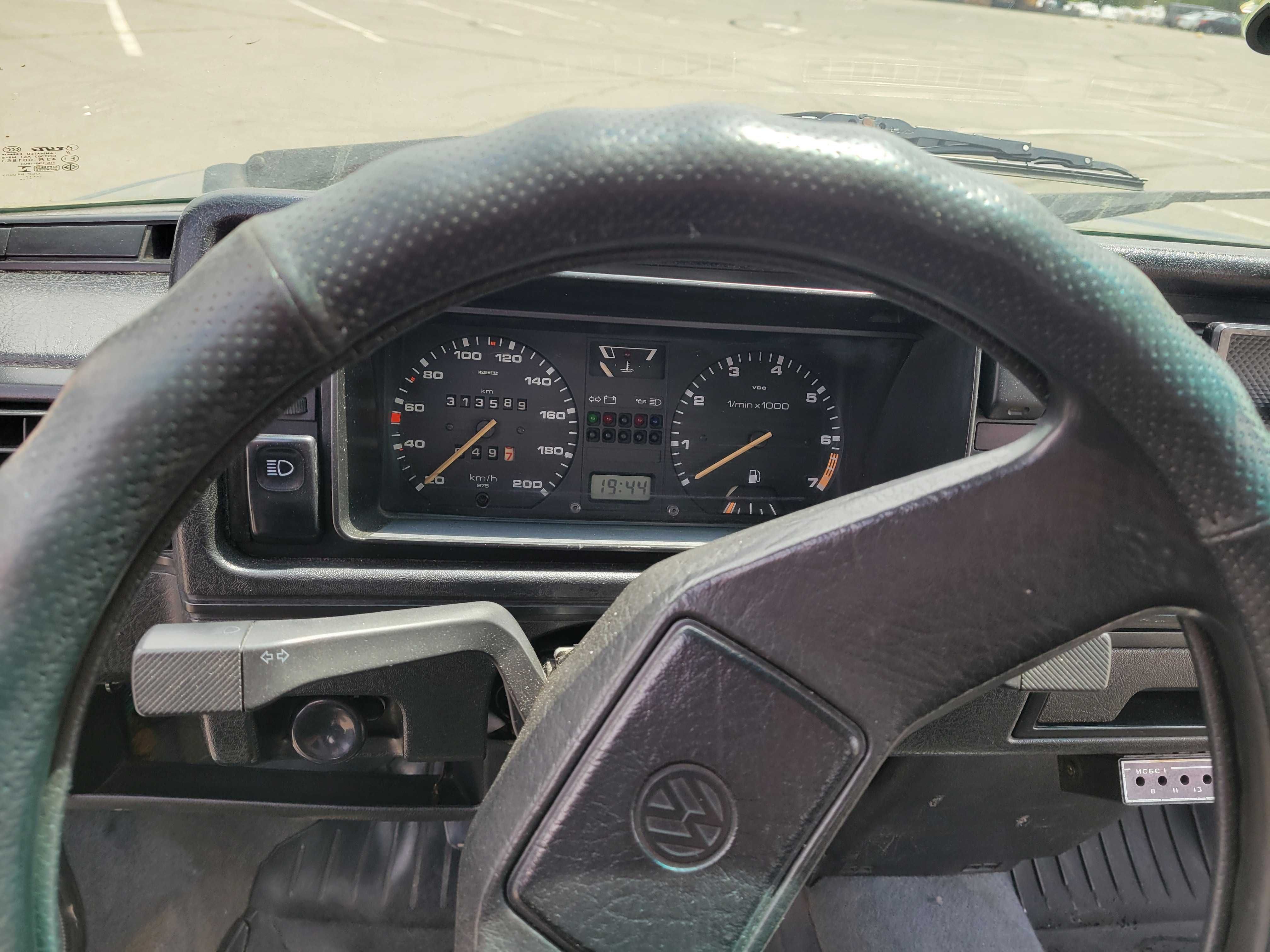 volkswagen golf ii 1.6 бенз/мех 5ст