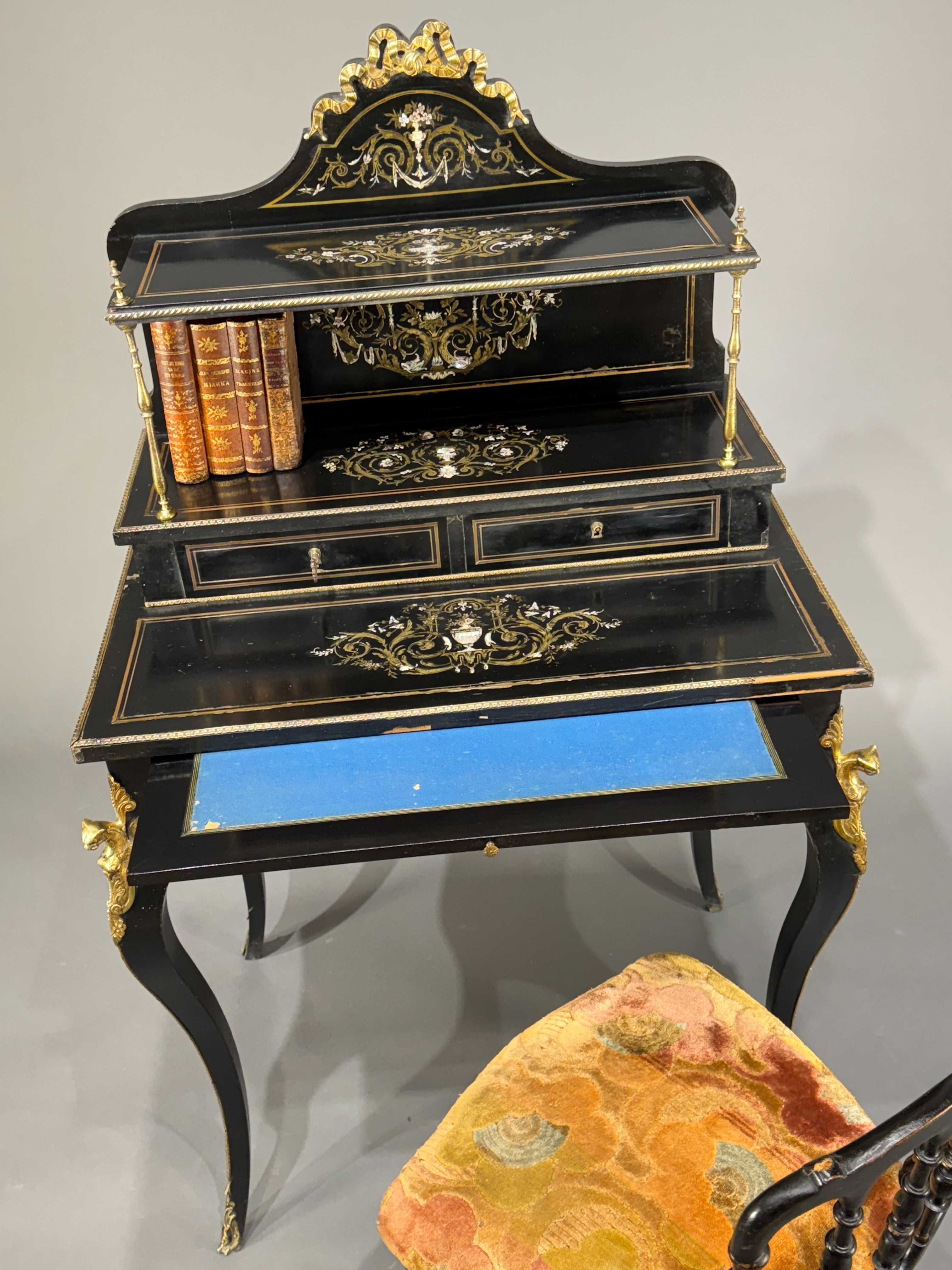 Biurko - Sekretarzyk w stylu Napoleon III  koniec XIX wieku