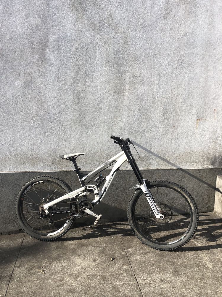 Yt industries tues downhill