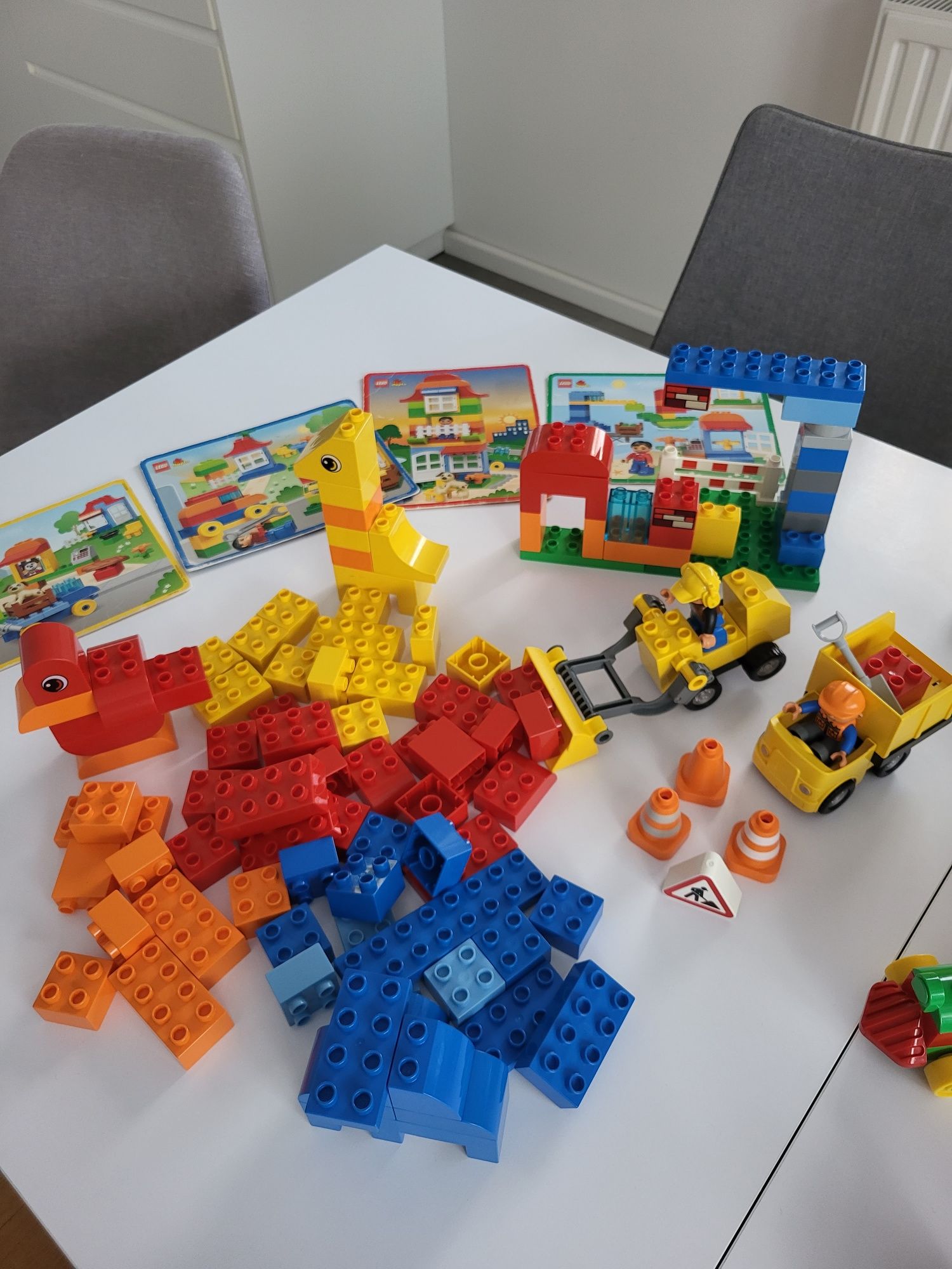 Duży zestaw LEGO DUPLO  13 różnych zestawów