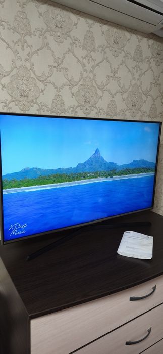 Продам телевизор Samsung 40 дюймов