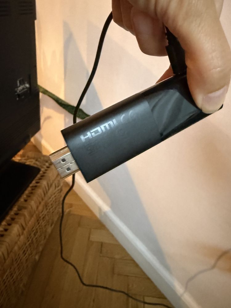 Smart stik + Telewizor 32 cale Sharp