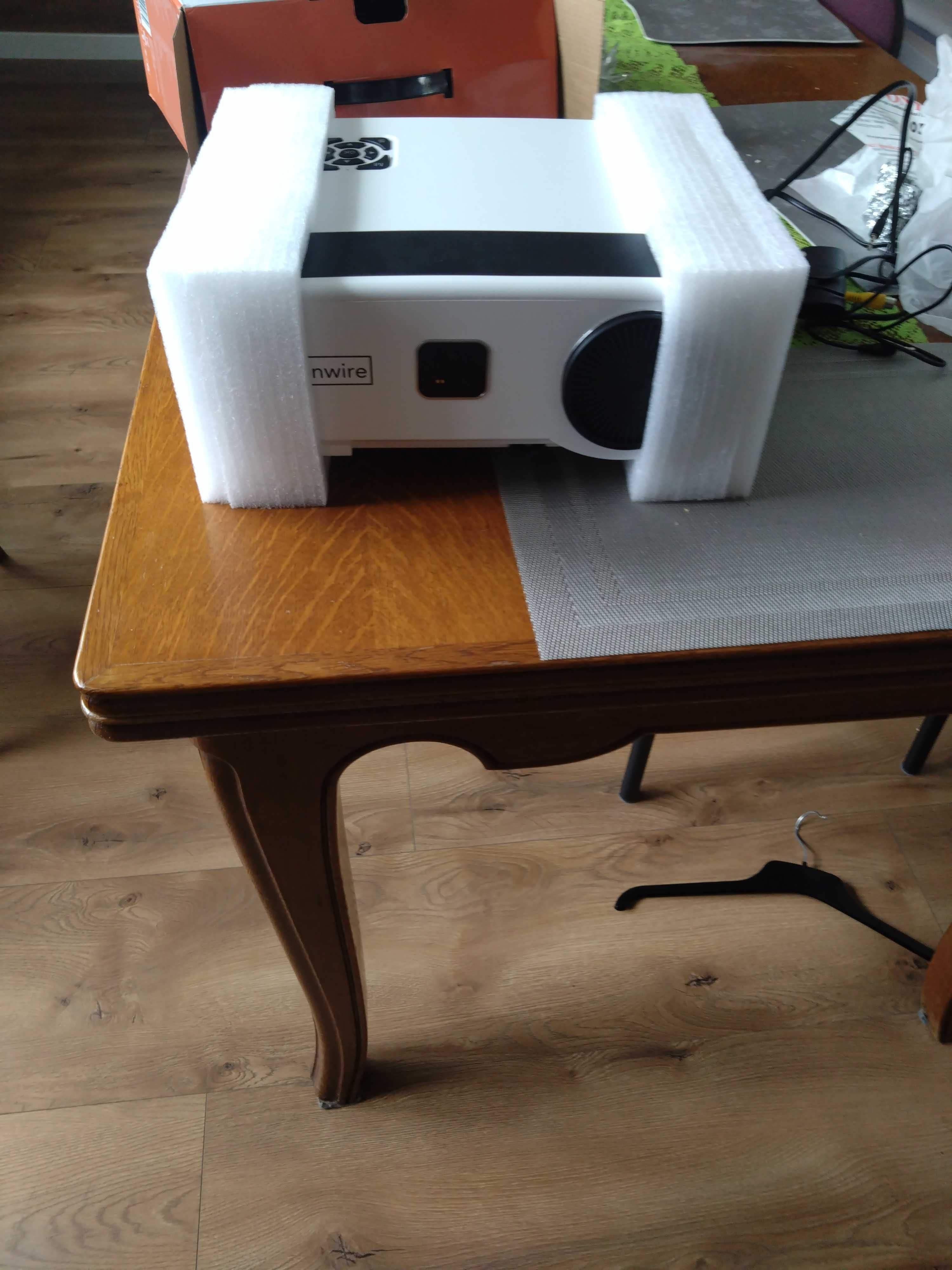 Projektor Zenwire E660H