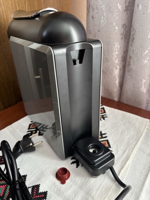 Капсульна кавоварка без капучинатора Delta Q Mini Qool