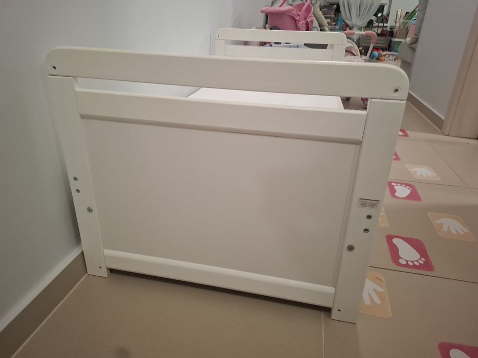 Łóżeczko dziecięce - tapczanik