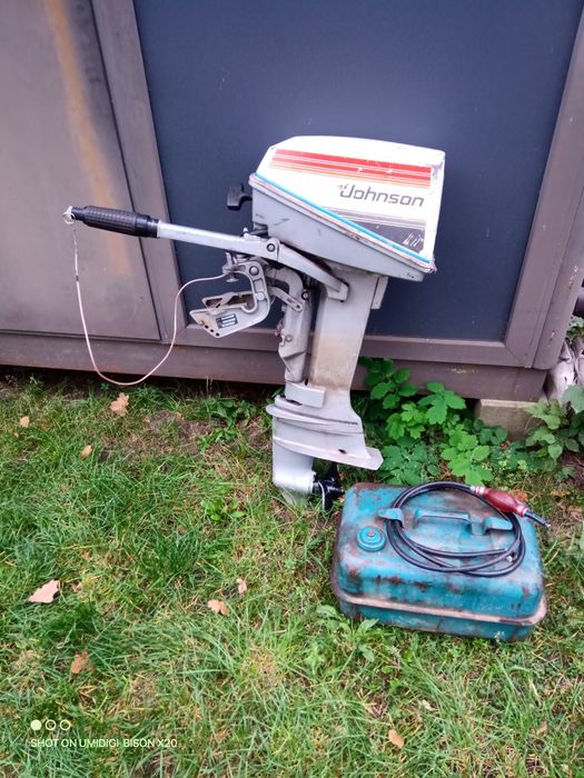 Двигун для човна Johnson 6-8