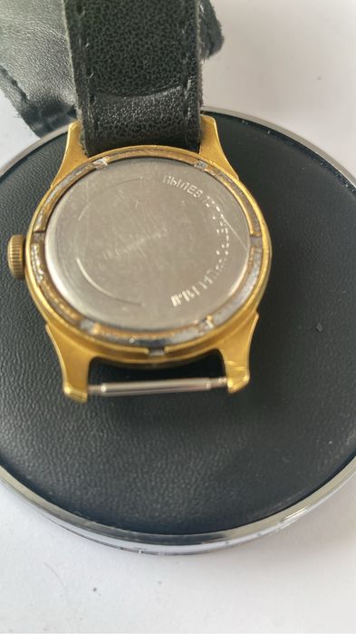 Годинник Маяк продам .