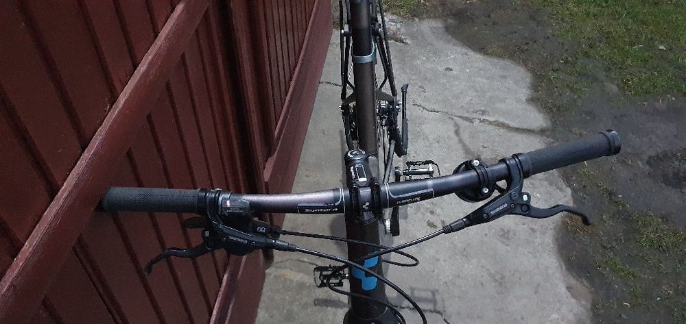 Rower miejski CUBE EPO koła 28 rama aluminium