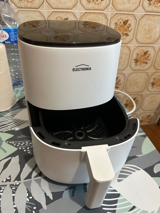 Vendo Airfryer como nova!!!