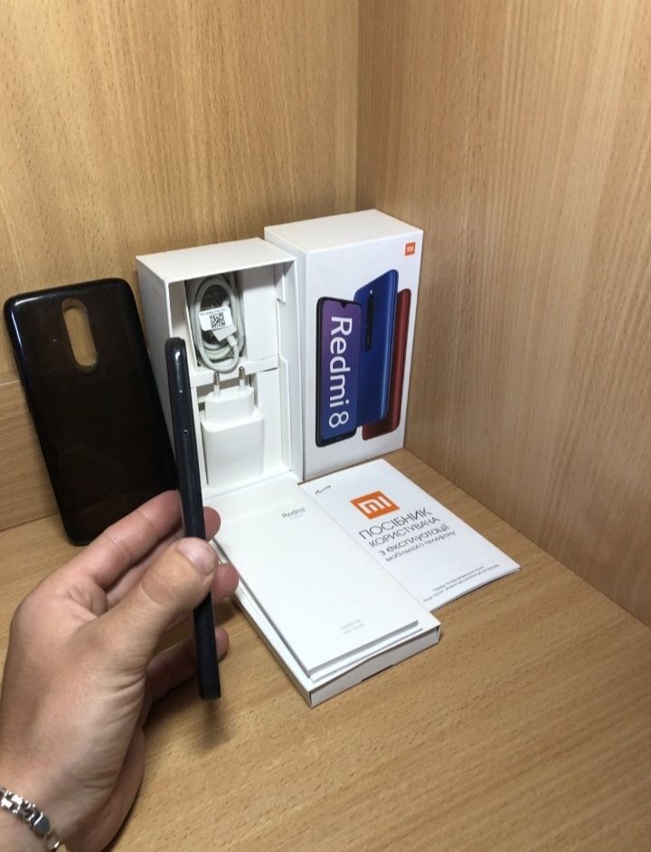 Redmi 8 3/32GB Гарний стан