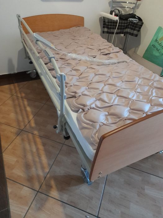 Cama articulada elétrica